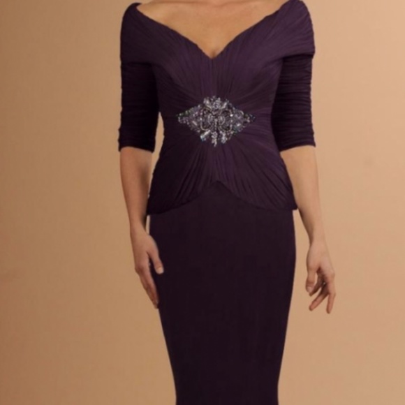 DAYMOR COUTURE Dresses & Skirts - Daymor Embellished Stretch Tulle & Crepe Gown 10